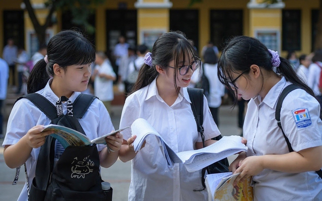 Hà Nội: Công bố môn thi vào lớp 10 năm học 2024-2025- Ảnh 2.