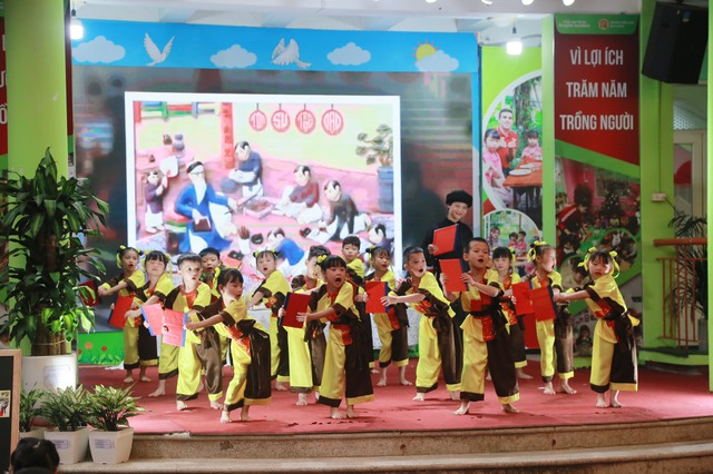Tưng bừng “Ngày hội Văn hóa chào hỏi” tại Trường Mầm non Dịch Vọng- Ảnh 6.