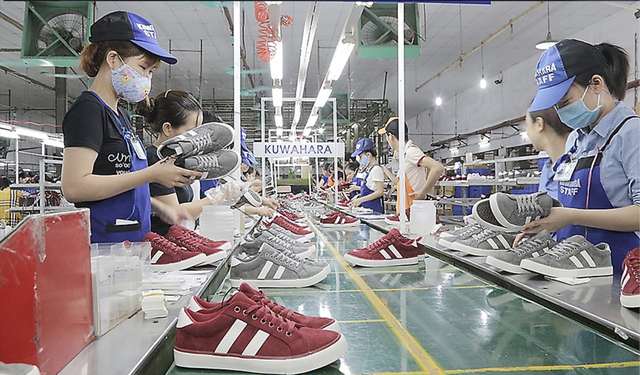 Xuất khẩu giày dép đạt 4,85 tỷ USD trong quý I/2024- Ảnh 1.