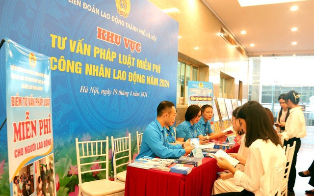 Hà Nội: Tổ chức đợt cao điểm An toàn, vệ sinh lao động, chăm lo cho công nhân, lao động năm 2024- Ảnh 2.