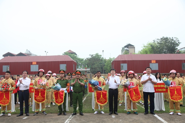 Bắc Ninh: Huyện Lương Tài tổ chức hội thi nghiệp vụ chữa cháy và cứu nạn cứu hộ năm 2024- Ảnh 1.