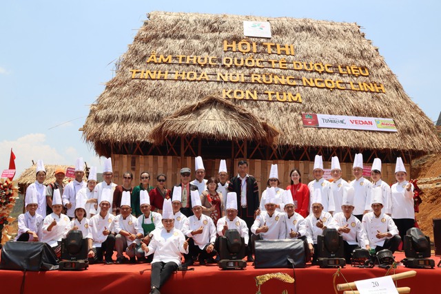 Kon Tum: Xác lập kỷ lục Việt Nam với 120 món ăn chế biến từ đẳng sâm- Ảnh 2.