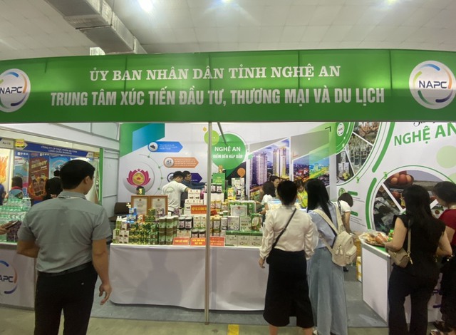 Khai mạc VIETNAM EXPO – 2024 với gần 600 gian hàng từ 16 quốc gia- Ảnh 3.
