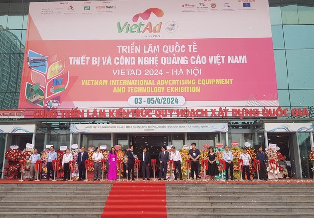 Khai mạc Triển lãm quốc tế Thiết bị và Công nghệ quảng cáo Việt Nam- Ảnh 1.