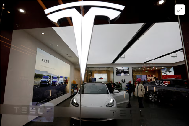 Lượng xe bàn giao của Tesla giảm lần đầu tiên sau gần 4 năm- Ảnh 1.