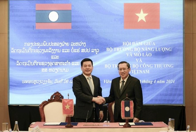 Bộ trưởng Công Thương đề xuất phía Lào hạ giá thành bán than- Ảnh 1.