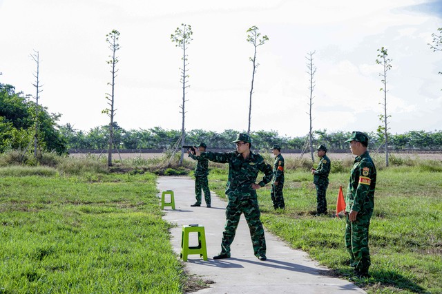 BĐBP Sóc Trăng: Tổ chức thành công Hội thao bắn súng quân dụng năm 2024- Ảnh 1.