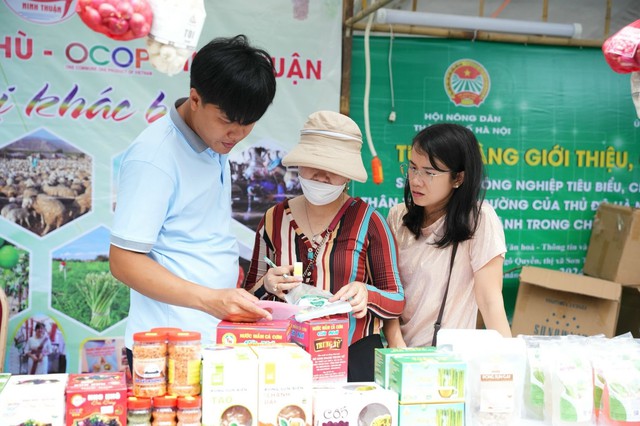 Hà Nội: Gần 60 gian hàng tham gia Tuần hàng quảng bá, giới thiệu nông sản chất lượng cao- Ảnh 2.