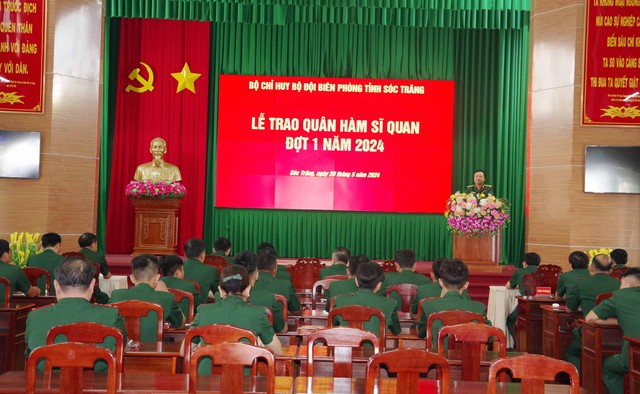 BĐBP Sóc Trăng: Tổ chức Lễ trao quân hàm sĩ quan đợt 1 năm 2024- Ảnh 1.