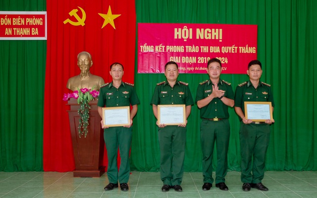 Đồn Biên phòng An Thạnh Ba quyết tâm thực hiện thắng lợi phong trào "Quyết thắng trong giai đoạn mới"- Ảnh 2.