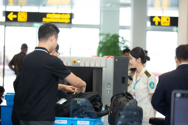 Lượng khách tới sân bay Điện Biên tăng gấp 5 lần- Ảnh 1.