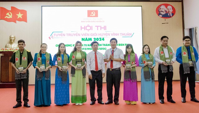 Kiên Giang: Huyện Vĩnh Thuận tổ chức Hội thi Tuyên truyền viên giỏi năm 2024- Ảnh 2.