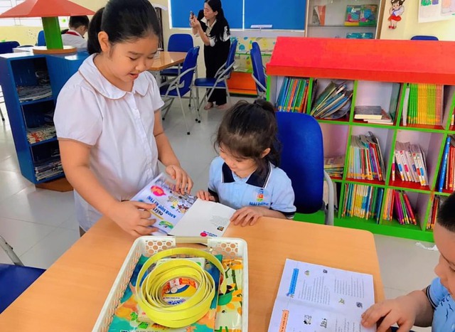 Chào đón hơn 150 em học sinh lớp Mẫu giáo sang thăm Trường Tiểu học Gia Quất- Ảnh 16. Chào đón hơn 150 em học sinh lớp Mẫu giáo sang thăm Trường Tiểu học Gia Quất- Ảnh 16.