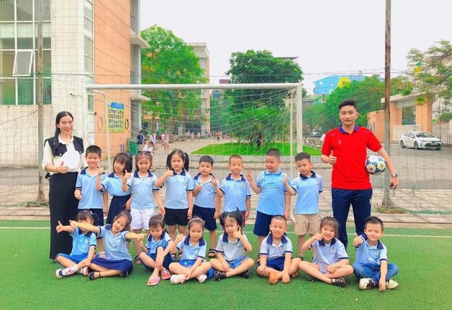 Chào đón hơn 150 em học sinh lớp Mẫu giáo sang thăm Trường Tiểu học Gia Quất- Ảnh 11. Chào đón hơn 150 em học sinh lớp Mẫu giáo sang thăm Trường Tiểu học Gia Quất- Ảnh 11.