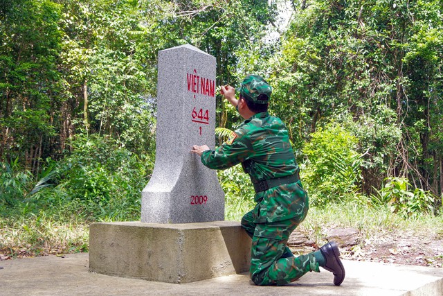 BĐBP tỉnh Thừa Thiên Huế: Kiểm tra công tác quản lý, bảo vệ biên giới quốc gia- Ảnh 6.