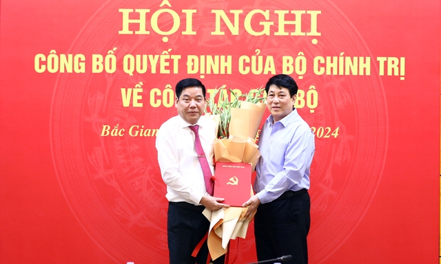 Trung tướng Nguyễn Văn Gấu giữ chức Bí thư Tỉnh ủy Bắc Giang- Ảnh 1.