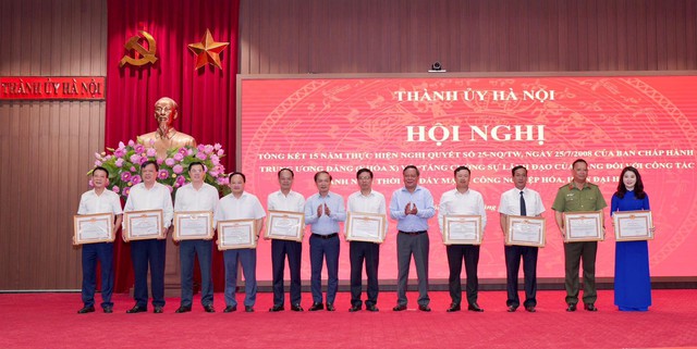 Phát huy vai trò chủ động của thanh niên trong tham gia bảo vệ nền tảng tư tưởng của Đảng- Ảnh 2.