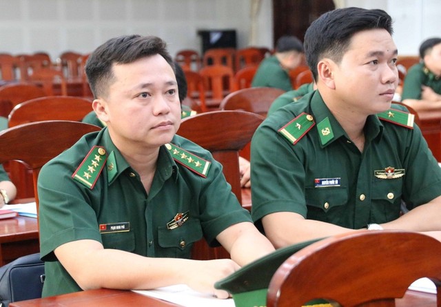 BĐBP An Giang: Giao lưu điển hình tiên tiến trong phong trào thi đua Quyết thắng giai đoạn 2019-2024- Ảnh 3.