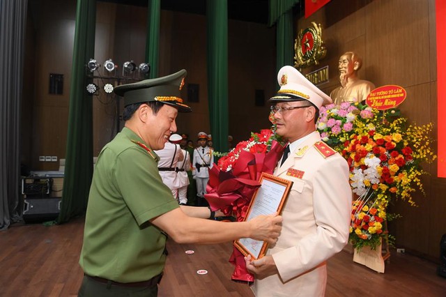Trung tướng Phạm Thế Tùng và Thiếu tướng Nguyễn Ngọc Lâm giữ chức Thứ trưởng Bộ Công an- Ảnh 2. Trung tướng Phạm Thế Tùng và Thiếu tướng Nguyễn Ngọc Lâm giữ chức Thứ trưởng Bộ Công an- Ảnh 2.