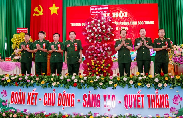 Phong trào thi đua quyết thắng tạo động lực mạnh mẽ thực hiện thắng lợi mọi nhiệm vụ được giao- Ảnh 2.