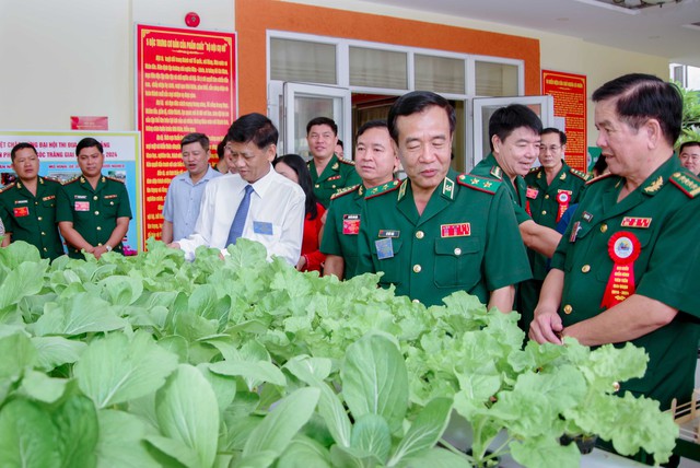 Phong trào thi đua quyết thắng tạo động lực mạnh mẽ thực hiện thắng lợi mọi nhiệm vụ được giao- Ảnh 4.