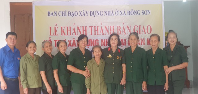 Nghệ An: Bàn giao nhà “Đại đoàn kết” cho gia đình cựu thanh niên xung phong có hoàn cảnh khó khăn- Ảnh 5.