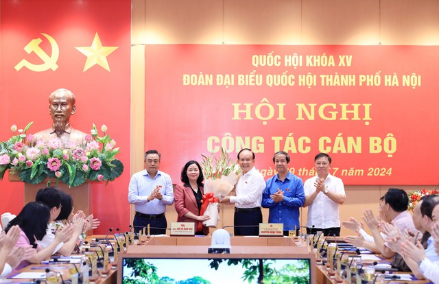 Bà Bùi Thị Minh Hoài được bầu làm Trưởng đoàn đại biểu Quốc hội thành phố Hà Nội- Ảnh 1.