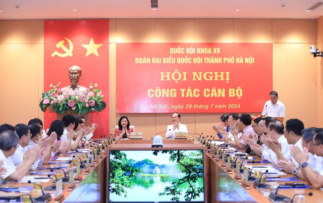 Bà Bùi Thị Minh Hoài được bầu làm Trưởng đoàn đại biểu Quốc hội thành phố Hà Nội- Ảnh 3.