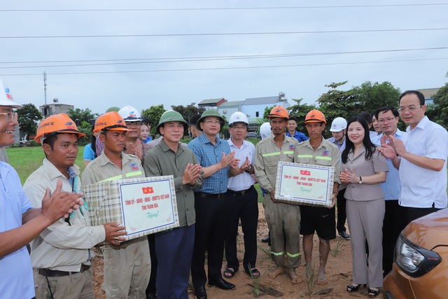 Thanh Hóa: Tập trung cao độ đảm bảo tiến độ thi công Dự án đường dây 500kV mạch 3- Ảnh 3.