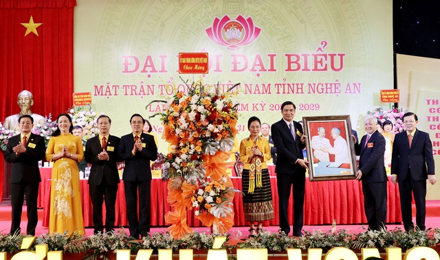 Đại hội Đại biểu Mặt trận Tổ quốc Việt Nam tỉnh Nghệ An lần thứ XV, nhiệm kỳ 2024-2029.- Ảnh 7.