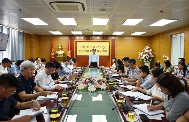 Triển khai đồng bộ nhiều giải pháp nâng tỷ lệ người tham gia BHXH- Ảnh 1. Triển khai đồng bộ nhiều giải pháp nâng tỷ lệ người tham gia BHXH- Ảnh 1.