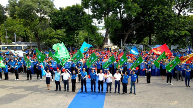 Xuất quân chiến dịch “Mùa hè xanh” 2024 - Sáng mãi ngọn lửa “Ba sẵn sàng”- Ảnh 1.