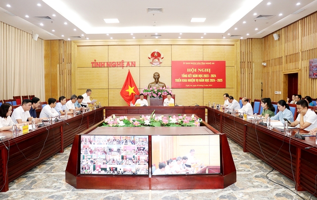 Nghệ An: Tổng kết năm học 2023-2024, triển khai nhiệm vụ năm học 2024-2025- Ảnh 1.