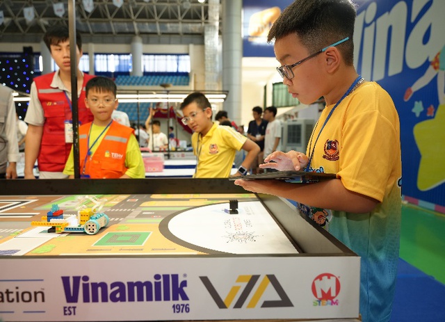 Vinamilk đồng hành cùng ROBOTACON WRO 2024- Ảnh 4.