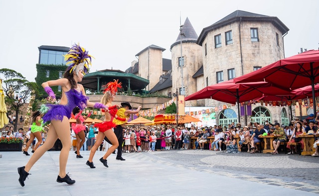 Sun World Ba Na Hills - thỏi nam châm của du lịch Đà Nẵng. Ảnh Nguyễn Minh