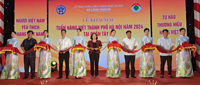 Hơn 90 gian hàng tham gia Tuần hàng Việt TP Hà Nội năm 2024- Ảnh 1.