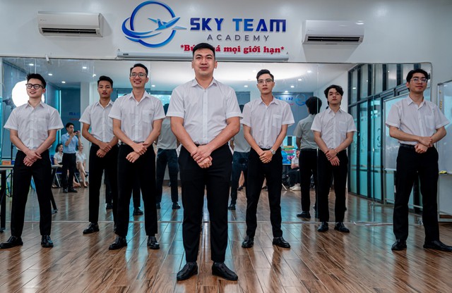 Doanh nhân Đinh Thị Dung và con đường phát triển thương hiệu “Học viện Nhân lực Skyteam”- Ảnh 4.