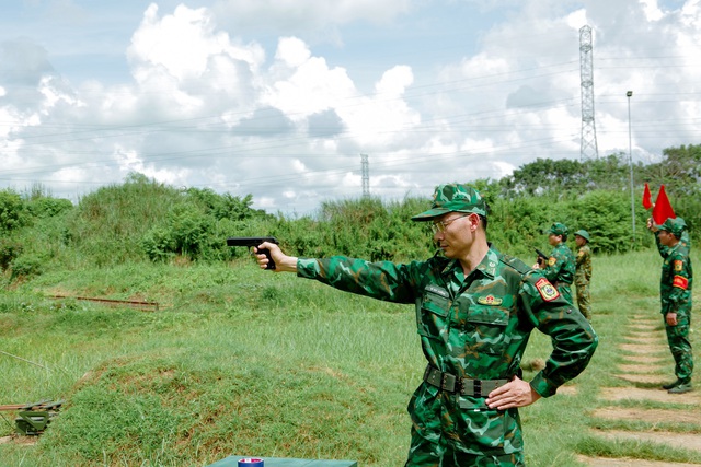 BĐBP Sóc Trăng: Kiểm tra bắn đạn thật năm 2024- Ảnh 1.