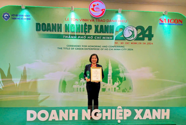 TP. Hồ Chí Minh: Tôn vinh 98 doanh nghiệp đạt danh hiệu Doanh nghiệp xanh năm 2024- Ảnh 3.