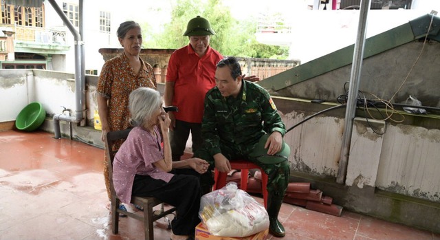 BĐBP Lạng Sơn: Tăng cường lực lượng giúp nhân dân khắc phục hậu quả mưa lũ- Ảnh 1.