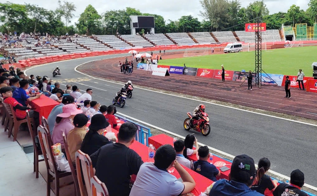 Cần Thơ: Khởi tranh Giải đua xe mô tô toàn quốc “Tranh cúp Caltex Havoline Cub Prix” vòng 3 - Ảnh 3.