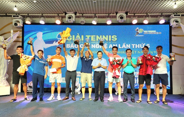 Giải Tennis Báo chí Nghệ An lần thứ 6: Gắn kết doanh nhân - báo chí- Ảnh 2.