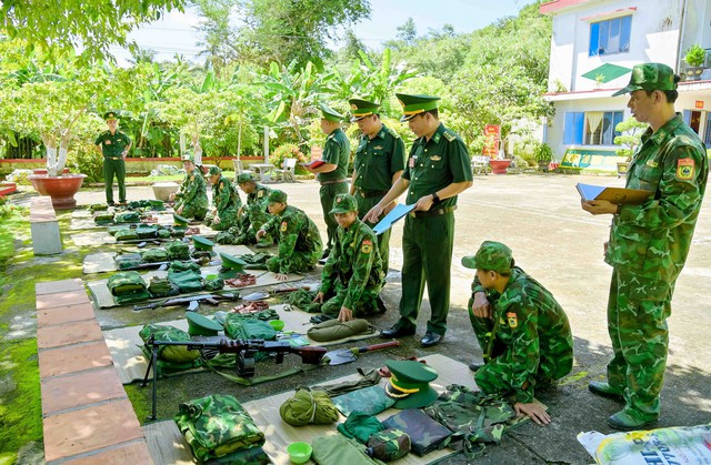 Kiên Giang: Bộ Tư lệnh BĐBP kiểm tra toàn diện công tác Biên phòng- Ảnh 2.