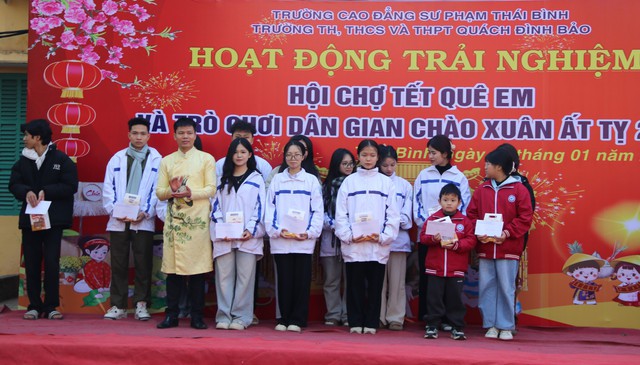 Hội chợ tết quê em và trò chơi dân gian- Ảnh 4.