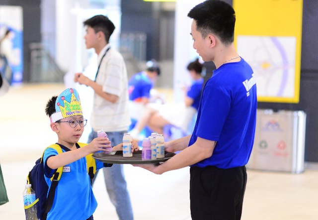 Cùng Vinamilk check-in metro Bến Thành - Suối Tiên- Ảnh 6.