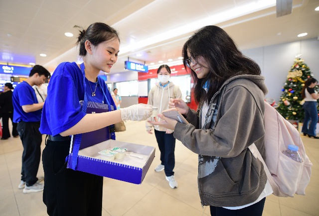 Cùng Vinamilk check-in metro Bến Thành - Suối Tiên- Ảnh 7.