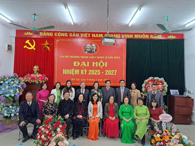 Đảng uỷ Khối Doanh nghiệp quận Hoàng Mai hoàn thành đại hội chi bộ trực thuộc- Ảnh 5. Đảng uỷ Khối Doanh nghiệp quận Hoàng Mai hoàn thành đại hội chi bộ trực thuộc- Ảnh 5.