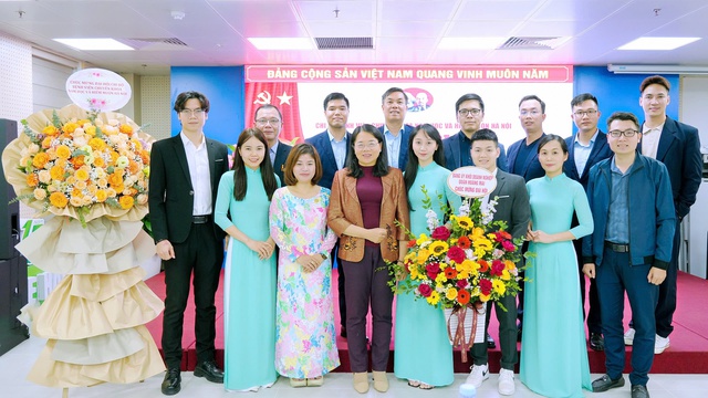 Đảng uỷ Khối Doanh nghiệp quận Hoàng Mai hoàn thành đại hội chi bộ trực thuộc- Ảnh 4. Đảng uỷ Khối Doanh nghiệp quận Hoàng Mai hoàn thành đại hội chi bộ trực thuộc- Ảnh 4.