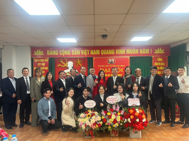 Đảng uỷ Khối Doanh nghiệp quận Hoàng Mai hoàn thành đại hội chi bộ trực thuộc- Ảnh 7. Đảng uỷ Khối Doanh nghiệp quận Hoàng Mai hoàn thành đại hội chi bộ trực thuộc- Ảnh 7.