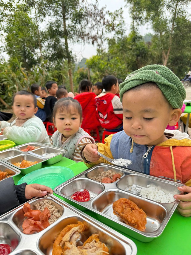 Tết ấm yêu thương ở vùng biên- Ảnh 3.